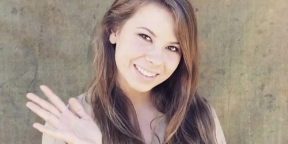 18283 bindi irwin arachnid respect